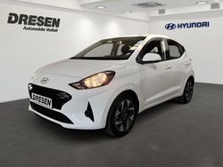 Weiss Gebraucht 2024 Hyundai i10 Trend Kleinwagen | 18.490 € (Fairer Preis)