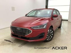 Rot Gebraucht 2024 Ford Focus Titanium Limousine | 22.980 € (Guter Preis)