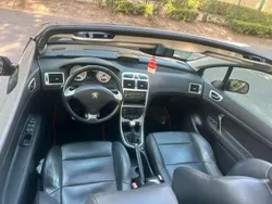 Schwarz Gebraucht 2005 Peugeot 307 CC Cabrio | 3.200 € (Etwas zu teuer)