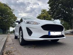 Weiß Gebraucht 2021 Ford Fiesta Cool & Connect Kleinwagen | 7.700 € (Superpreis)