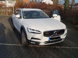 Weiß Gebraucht 2017 Volvo V90 CC Kombi | 26.500 € (Superpreis)