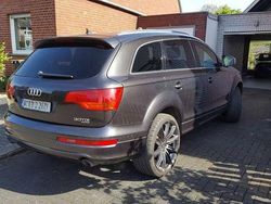 Grau Gebraucht 2007 Audi Q7 S-Line SUV | 8.300 € (Guter Preis)