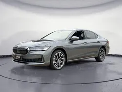 Grau Gebraucht 2024 Skoda Superb LAURIN & KLEMENT Limousine | 41.890 € (Teuer)