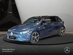 Blau Gebraucht 2022 Mercedes A200 Kleinwagen | 28.890 € (Etwas zu teuer)