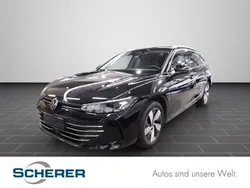 Grenadillschwarz metallic (metallic) Gebraucht 2024 VW Passat Business Kombi | 31.700 € (Guter Preis)