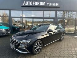 Schwarz Gebraucht 2022 Mercedes E220 Luxury Limousine | 23.790 € (Superpreis)