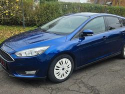 Blau Gebraucht 2015 Ford Focus Business Edition Limousine | 5.500 € (Guter Preis)