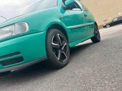 Grün Gebraucht 1998 VW Polo Kleinwagen | 999 € (Guter Preis)