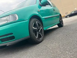 Grün Gebraucht 1998 VW Polo Kleinwagen | 999 € (Guter Preis)