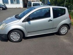 Grün Gebraucht 2005 Citroën C2 Kleinwagen | 2.400 € (Fairer Preis)