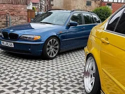 Blau Gebraucht 2001 BMW 330 Kombi | 4.500 € (Guter Preis)