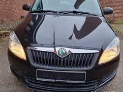 Schwarz Gebraucht 2011 Skoda Fabia Special Limousine | 3.590 € (Guter Preis)
