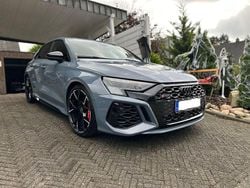 Grau Gebraucht 2022 Audi RS3 Ambiente Kleinwagen | 43.500 € (Superpreis)