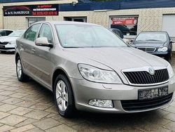 Beige Gebraucht 2011 Skoda Octavia Elegance Limousine | 7.999 € (Guter Preis)