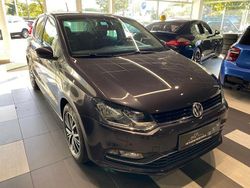 Grau Gebraucht 2016 VW Polo Allstar Limousine | 9.500 € (Fairer Preis)