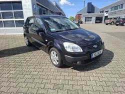 Schwarz Gebraucht 2007 Kia Rio EX Limousine | 1.950 € (Etwas zu teuer)