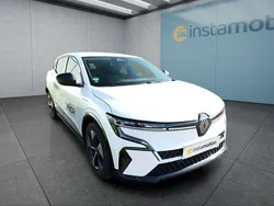 Weiß Gebraucht 2022 Renault Mégane Limousine | 19.299 € (Fairer Preis)