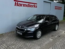 Blackmagic perleffekt Gebraucht 2021 Skoda Scala Active Kleinwagen | 14.990 € (Guter Preis)