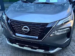 Grau Gebraucht 2024 Nissan X-Trail Tekna SUV | 35.500 € (Fairer Preis)