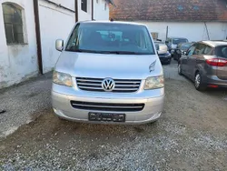 Reflexsilber metallic Gebraucht 2006 VW T5 Van | 3.850 €