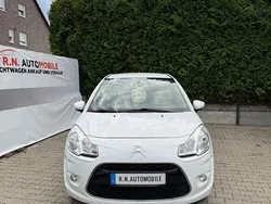 Weiß Gebraucht 2010 Citroën C3 Tendance Kleinwagen | 4.000 € (Etwas zu teuer)