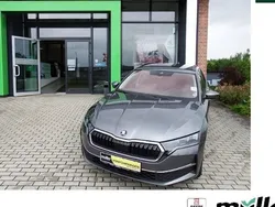 Grau (graphite grau ) Gebraucht 2024 Skoda Octavia Selection Kombi | 25.890 € (Fairer Preis)