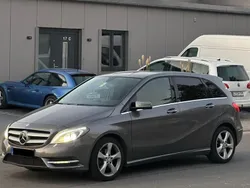 Mercedes B200