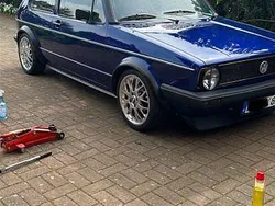 Blau Gebraucht 1977 VW Golf I Kleinwagen | 5.750 €