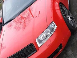Rot Gebraucht 2002 Audi A4 Kombi | 3.100 €