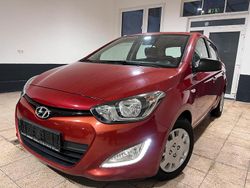 Rot Gebraucht 2013 Hyundai i20 Trend Kleinwagen | 7.490 € (Fairer Preis)