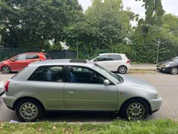 Silber Gebraucht 1998 Audi A3 Limousine | 1.000 € (Guter Preis)