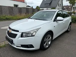 Weiß Gebraucht 2011 Chevrolet Cruze Limousine | 2.650 € (Superpreis)