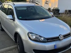 Silber Gebraucht 2010 VW Golf VI Comfortline Kombi | 4.200 € (Fairer Preis)
