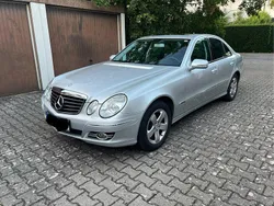 Silber Gebraucht 2006 Mercedes E280 Avantgarde Limousine | 7.499 € (Fairer Preis)