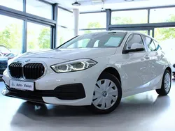 Weiß Gebraucht 2022 BMW 116 Comfort Edition Kleinwagen | 18.449 € (Fairer Preis)