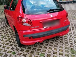 Rot Gebraucht 2009 Peugeot 206 Kleinwagen | 1.450 € (Superpreis)