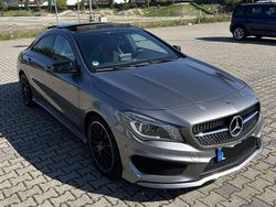 Grau Gebraucht 2016 Mercedes CLA200 AMG line Coupé | 19.500 € (Fairer Preis)
