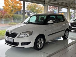 Weiß Gebraucht 2011 Skoda Fabia Family Kleinwagen | 4.400 € (Fairer Preis)