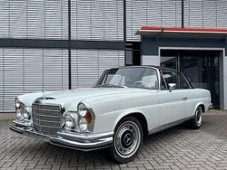 Weiss Gebraucht 1970 Mercedes 280 | 85.890 €