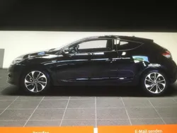 Schwarz Gebraucht 2015 Renault Mégane Coupé Bose Edition Coupé | 9.300 €