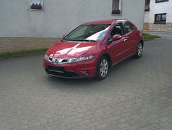 Rot Gebraucht 2010 Honda Civic Comfort Limousine | 5.999 € (Fairer Preis)