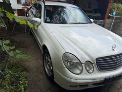 Weiß Gebraucht 2004 Mercedes E320 Classic Limousine | 1.500 € (Superpreis)