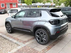 Grau Neu 2025 Jeep Avenger EV Summit SUV | 37.200 € (Fairer Preis)