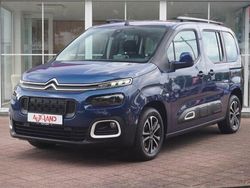 Blau Gebraucht 2019 Citroën Berlingo Feel Van / Kleinbus | 19.950 € (Etwas zu teuer)