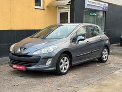 Grau Gebraucht 2008 Peugeot 308 Tendance Limousine | 2.390 € (Guter Preis)