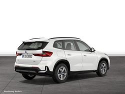 Mineralweiß metallic Gebraucht 2024 BMW X1 Shadowline SUV | 44.944 € (Superpreis)