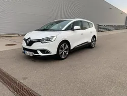 Weiß Gebraucht 2017 Renault Grand Scénic IV Van / Kleinbus | 10.690 €