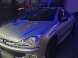Silber Gebraucht 2004 Peugeot 206 CC Cabrio | 1.600 € (Fairer Preis)
