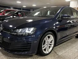 Dunkelblau, metallic Gebraucht 2015 VW Golf VII GTD Limousine | 12.988 € (Guter Preis)