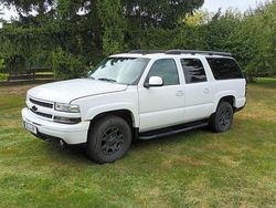 Weiß Gebraucht 2003 Chevrolet Suburban SUV | 11.500 €
